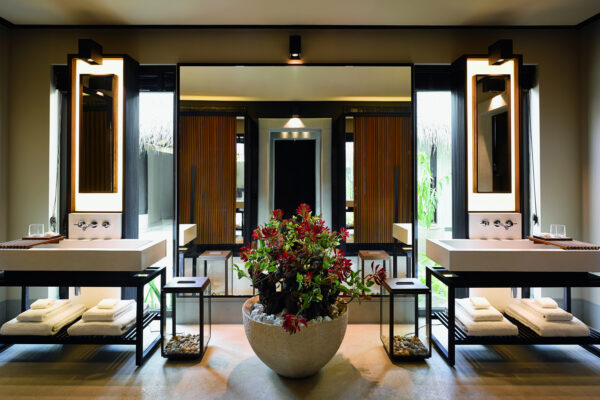 Velaa Private Residence – Bathroom 1